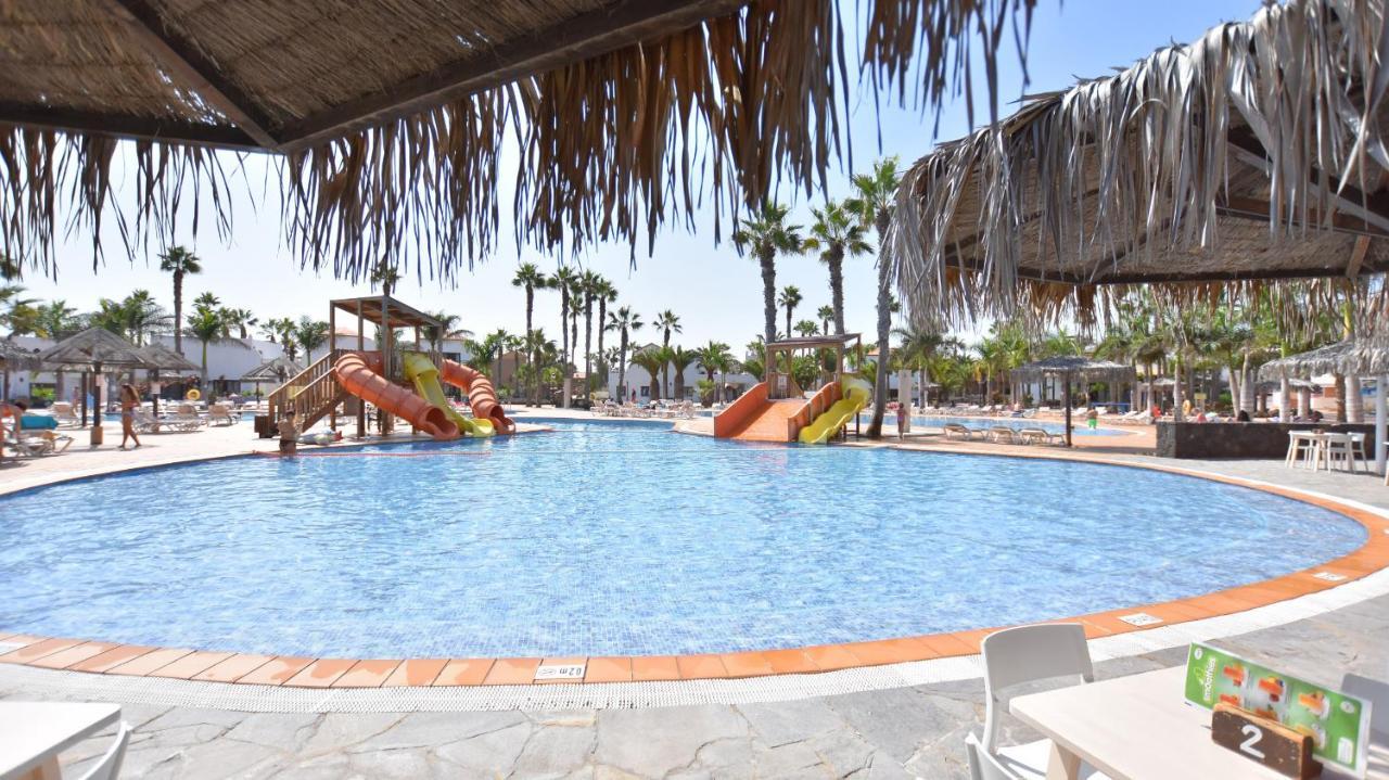 קורלחו Book Jet - Oasis Pool View Apartment מראה חיצוני תמונה